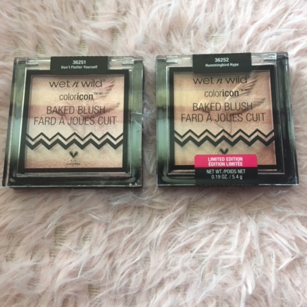 Lightly used Wet N' Wild blush/highlight bundle